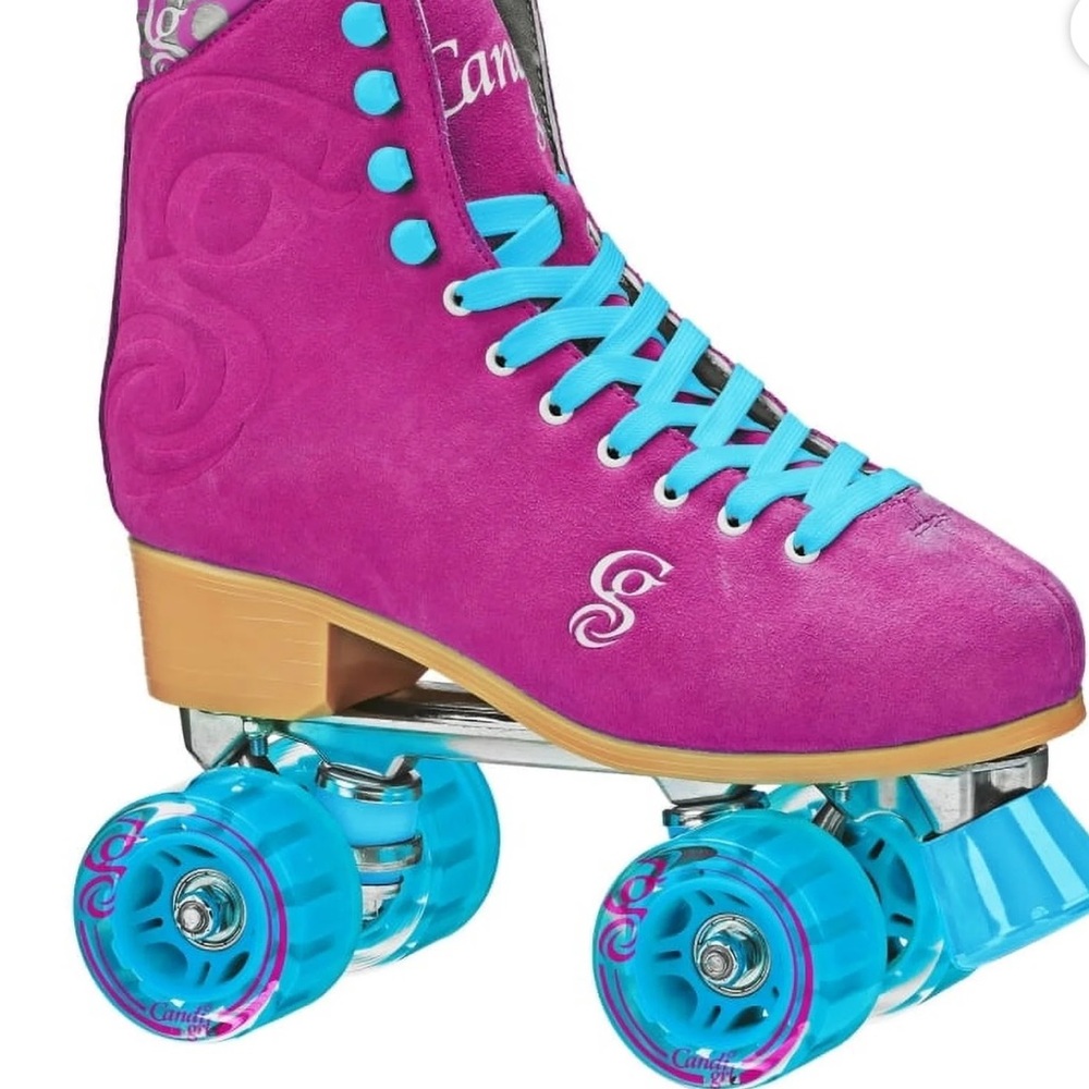 Candi Girl Raspberry Purple Suede Carlin Quad Roller Derby Skates Size 6